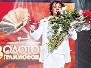 Киркоров нагрянул в Орловку нежданно, да еще и бритым. Фото "КП"