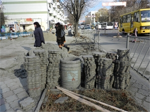 Ремонт улиц - бесконечная и выгодная затея. Фото КП-Крым.