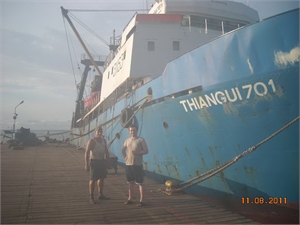 Проведя в Сьерра-Леоне почти два года, последние 9 членов экипажа траулера Thiangui-701 наконец-то прилетели на родину. Фото предоставлено моряками.