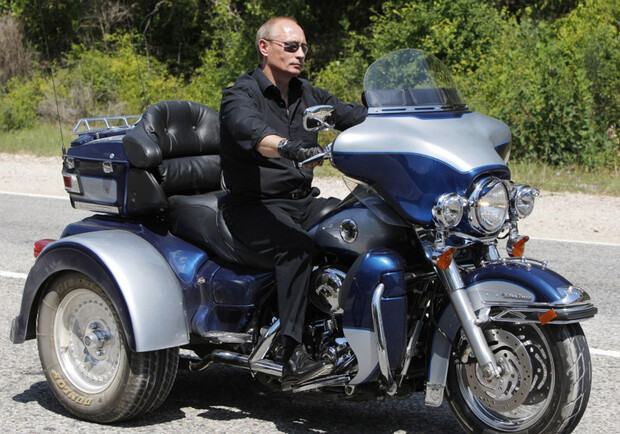 Путин уже в Крыму. Фото: bigpicture.ru