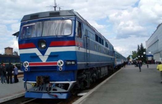 Пассажиры поезда уверены, что их отравили газом, чтобы ограбить. Фото pz.gov.ua