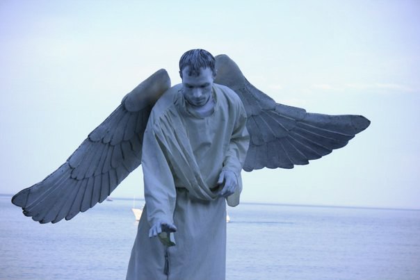 Новость - Досуг и еда - Летом на набережной Ялты подрабатывают даже ангелы