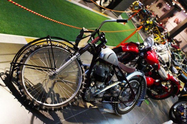  Экспонаты музея мотоциклов. Фото: sevas.ru
