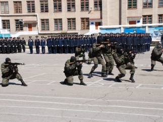 На срочную службу призывают только во внутренние войска. Фото: rada.crimea.ua