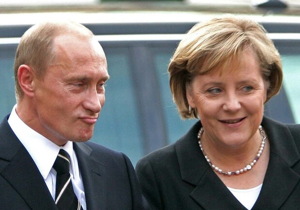Путин переговорил с Меркель. Фото: minval.az 