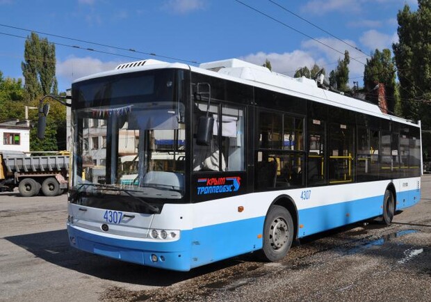 Новость - Транспорт и инфраструктура - В Симферополе снизили стоимость проезда в троллейбусах