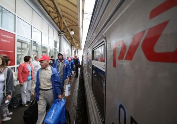 Новость - Транспорт и инфраструктура - В РЖД сообщили, когда на прямой поезд "Москва- Симферополь" появятся электронные билеты
