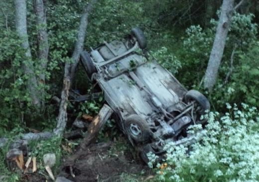 Новость - События - В Крыму пьяный водитель перевернул машину и покалечил двоих детей