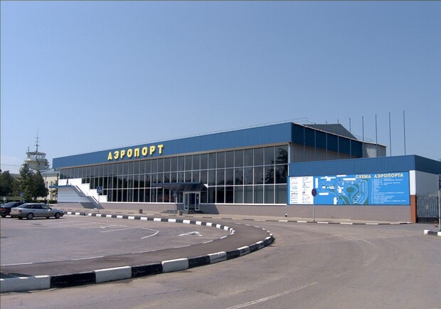 Новость - События - Информация о минировании аэропорта "Симферополь" сорвала встречу первых туристов