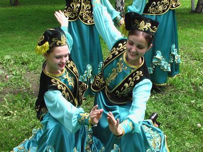 Крымско-татарские наряды можно увидеть в этнографическом музее. Фото с сайта http://www.mgrazhdanin.ru
