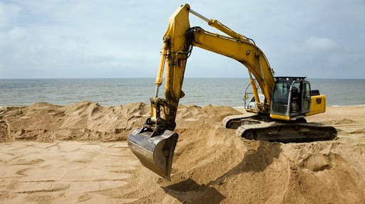 Питьевую воду в Крыму тратят на добычу песка