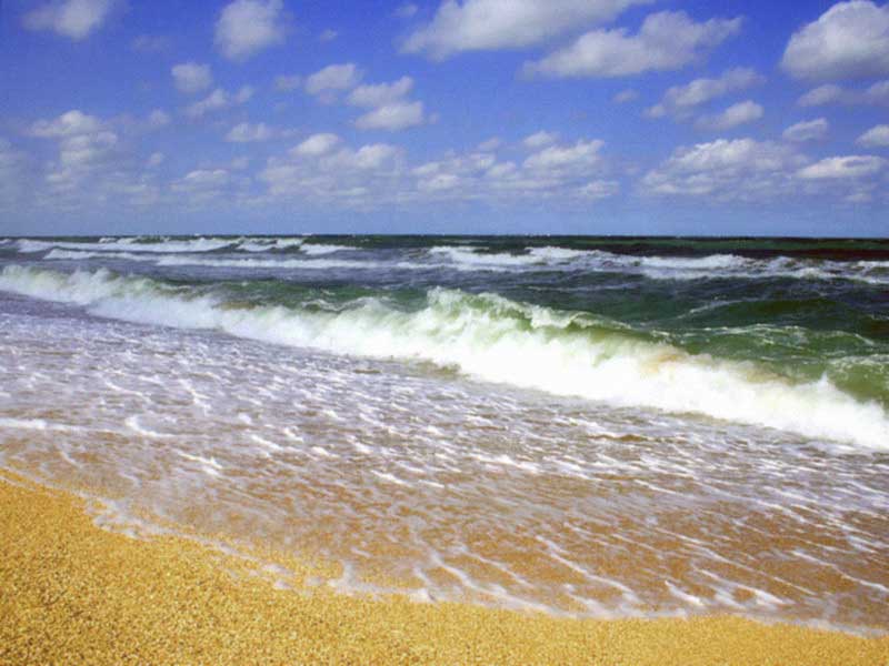 Азовское море больше располагает к купанию, чем Черное. Фото-fishline.ru