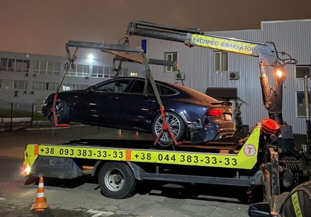 Драйвер Uklon разбил авто почти за 2 миллиона гривен, а компания отказывается оплачивать ремонт - фото