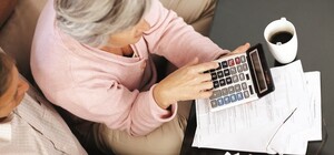 Учтут путешествия, депозиты и покупку валюты: в Украине ужесточили требования для получения субсидий