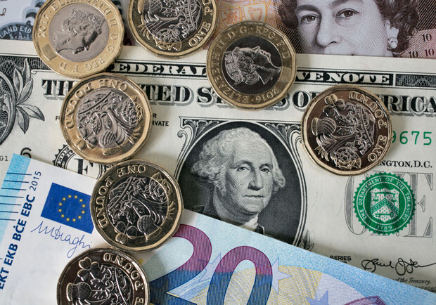 Курс валют в Україні 22 травня 2023 року: скільки коштує долар і євро. 