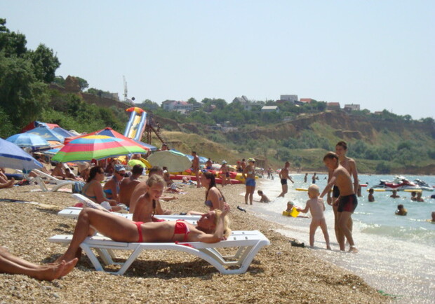 Крымские пляжи переполнены отдыхающими.
Фото автора