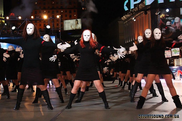 Блестящее выступление нашей команды под "Группу крови на рукаве" Цоя. Фото vkontakte.ru