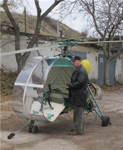Крымчане собрали вертолет. Фото kafanews.com