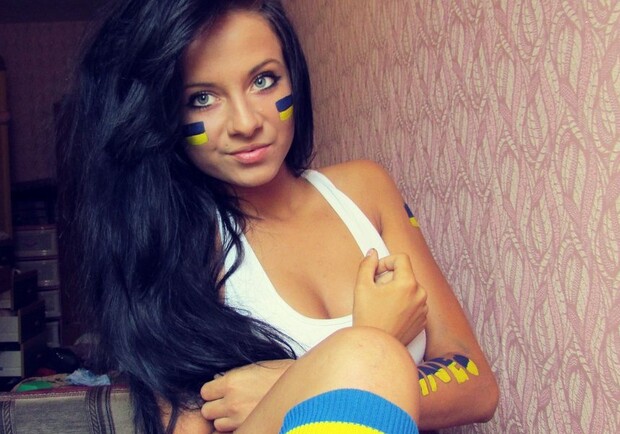 Девушка стала популярной благодаря Евро-2012. Фото с личной странички Леры Горюк "Вконтакте".