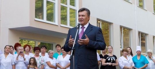 Янукович выступил в Севастополе. Фото пресс-службы президента