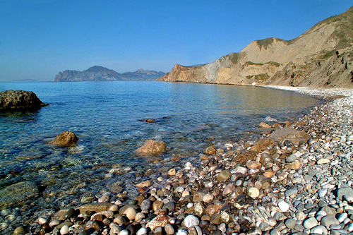 Море в Крыму остается теплым. 