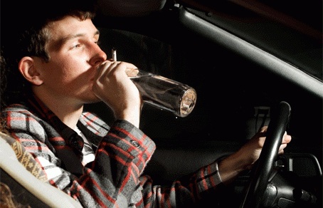 Водитель не отрицал тоо, что пьян, но тесты проходить отказывался. Фото: runyweb.com
