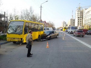 Авария произошла в Евпатории. Фото auto.investigator.org.ua