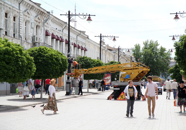 Новость - Коммуналка - Симферополь в спешке приводят в порядок ко Дню города