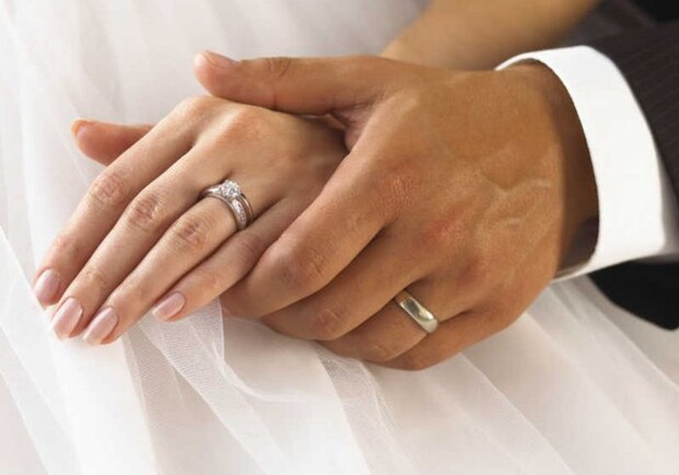 Крымчане теперь не могут жениться. Фото: hochu.ua