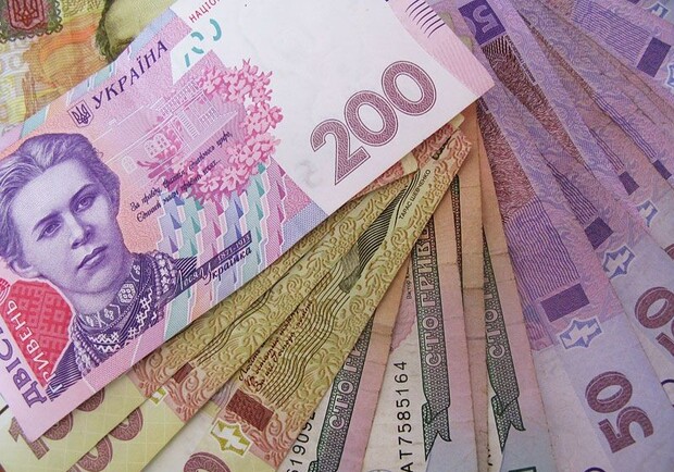 В Крыму официальными валютами стали рубль и гривна. События в Крыму ...