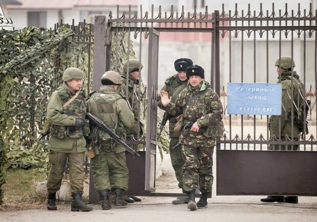 Украина передумала выводить армию из Крыма. Фото: ipress.ua