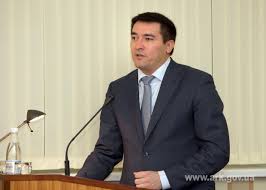 Рустам Темиргалиев пообещал, что с 4 апреля зарплата будет в рублях Фото ark.gov.ua