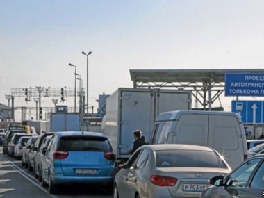 Новость - Транспорт и инфраструктура - На Керченской переправе раздают бесплатную кашу и кипяток