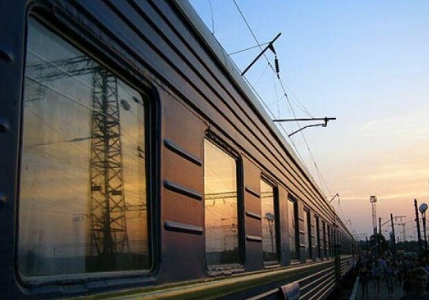 Новость - Транспорт и инфраструктура - С этого месяца начал ходить поезд Мариуполь-Севастополь