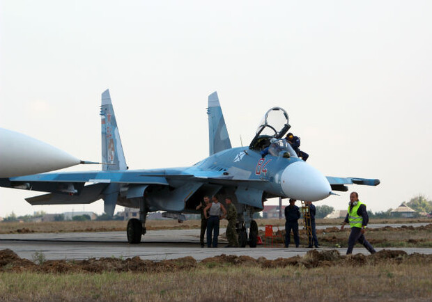 Новость - События - В Крыму начались учения авиации с бомбометанием и стрельбой
