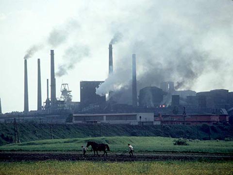 По сравнению с прошлым годом в Крыму уеличились выбросы вредных веществ. Фото с сайта ecocommunity.ru