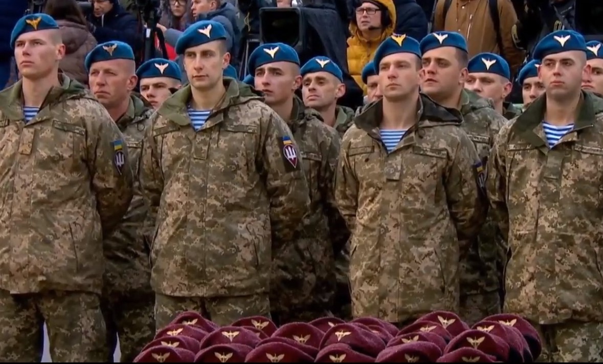 Новость - События - Больше не за ВДВ: сегодня в Украине отмечают новый День десантника и вводят новые правила
