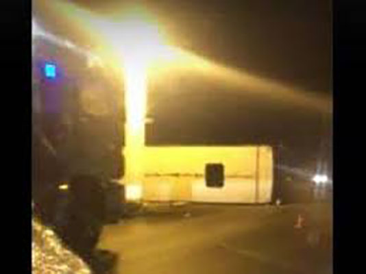 Новость - События - Видеофакт: в МЧС рассказали подробности аварии с пассажирским автобусом под Симферополем