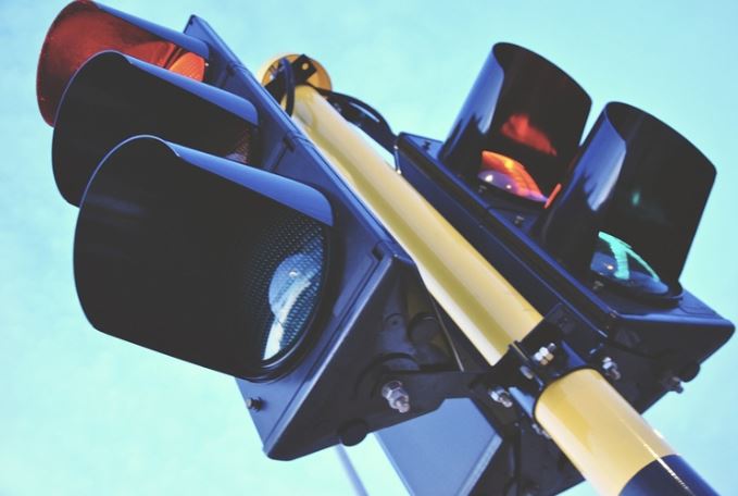 Новость - Транспорт и инфраструктура - Фотофакт: на Севастопольской появился новый светофор