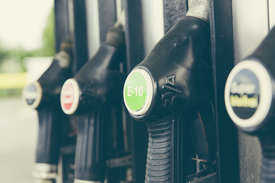 Новость - События - В Симферополе подорожал бензин: новые цены