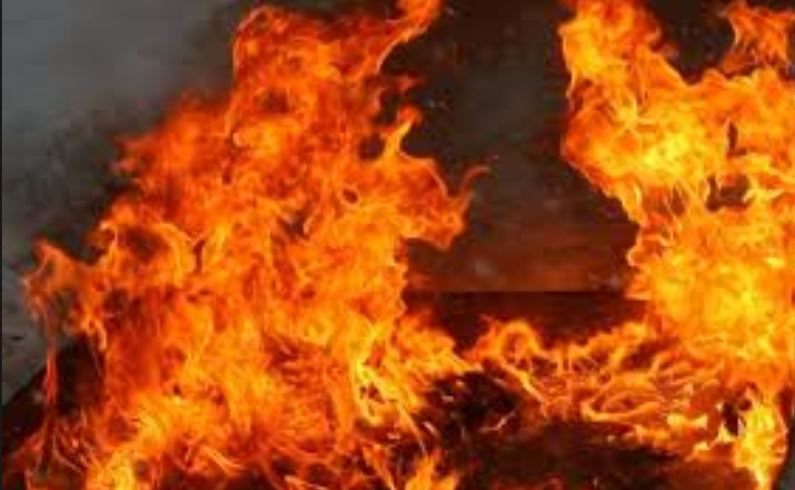 Новость - События - Эвакуировали десятки человек: в Симферополе горела многоэтажка