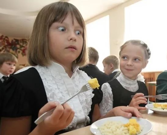 В Крыму разработаны новые нормы питания в школах
