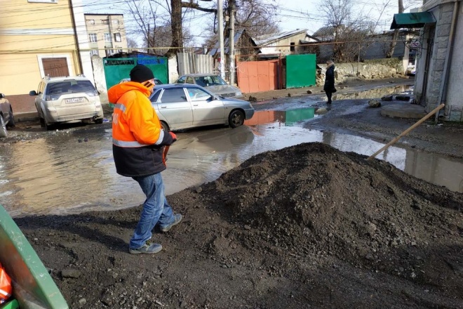 В Симферополе приступили к ремонту улицы Эстонская