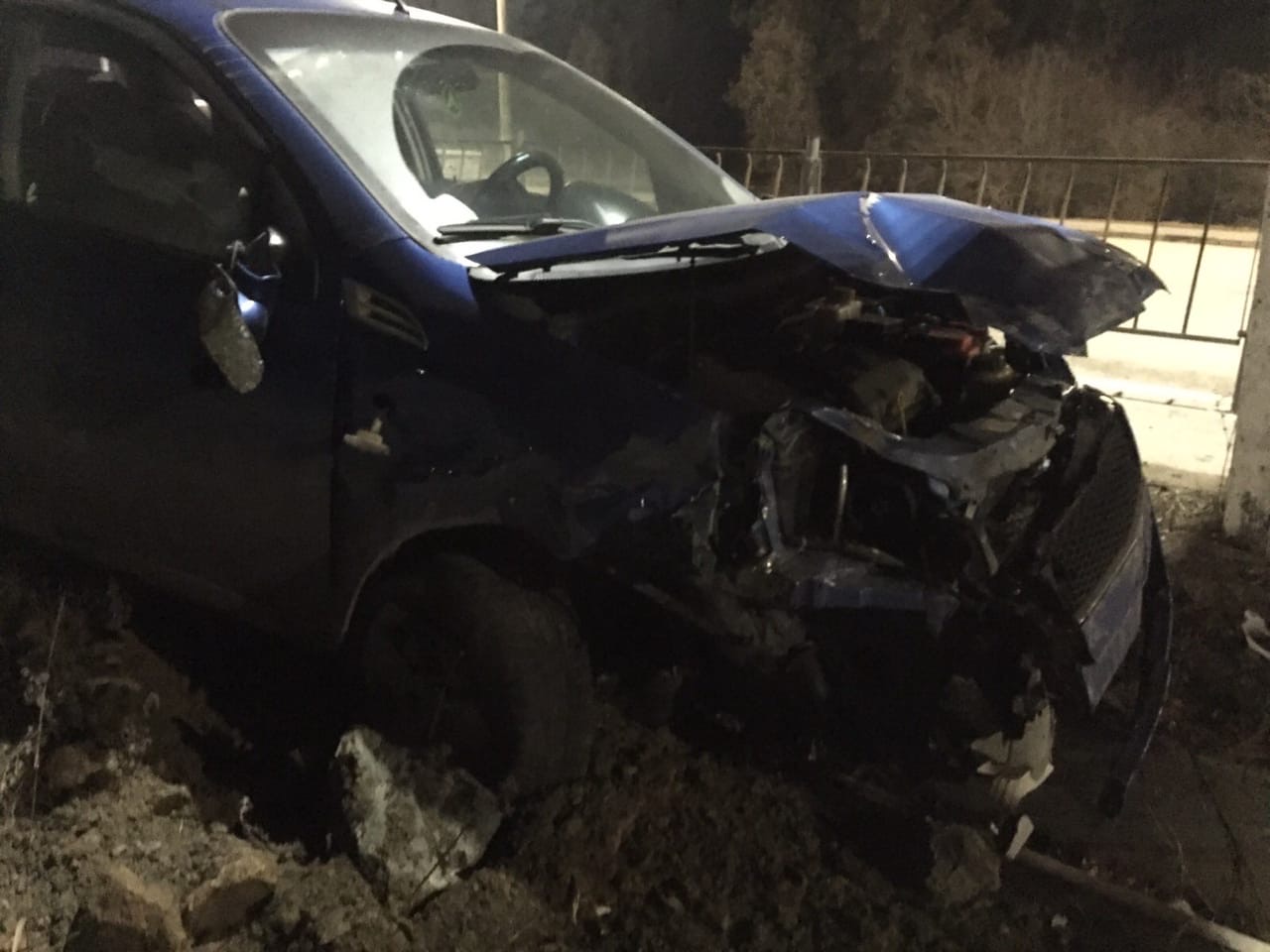 В Симферополе водитель ВАЗа разбил чужое авто и сбежал 