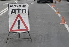 Два человека попали под колеса автомобилей. Фото с сайта kalitva.ru