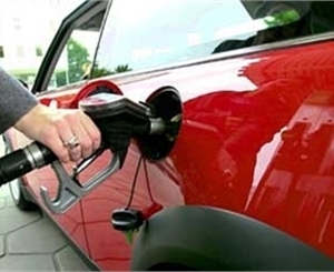 Бензин продолжает расти в цене. Фото с сайта kp.ua